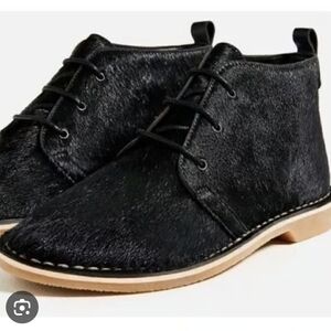Zara Textured Black Booties with Light Brown Sole